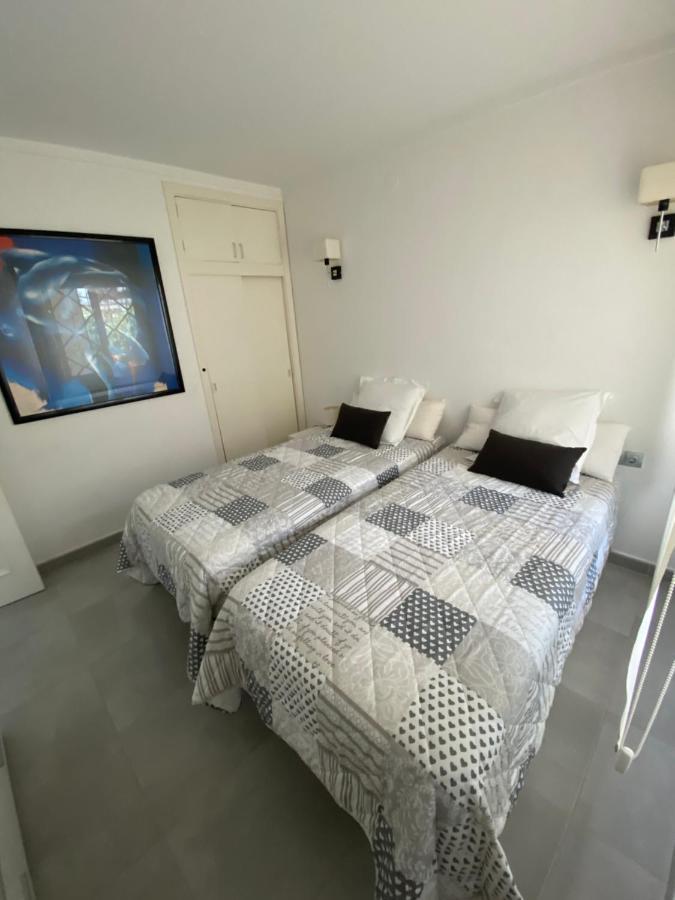 Apartament El Far 罗萨斯 外观 照片